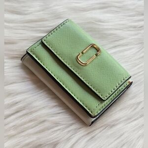 Marc Jacobs The Snapshot Green Trifold Compact Wallet